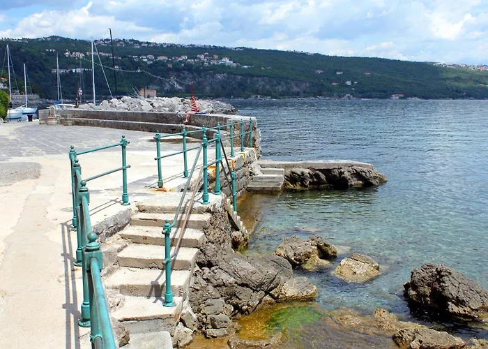 Apartmán By The Sea - Volosko, - 24145 Opatija